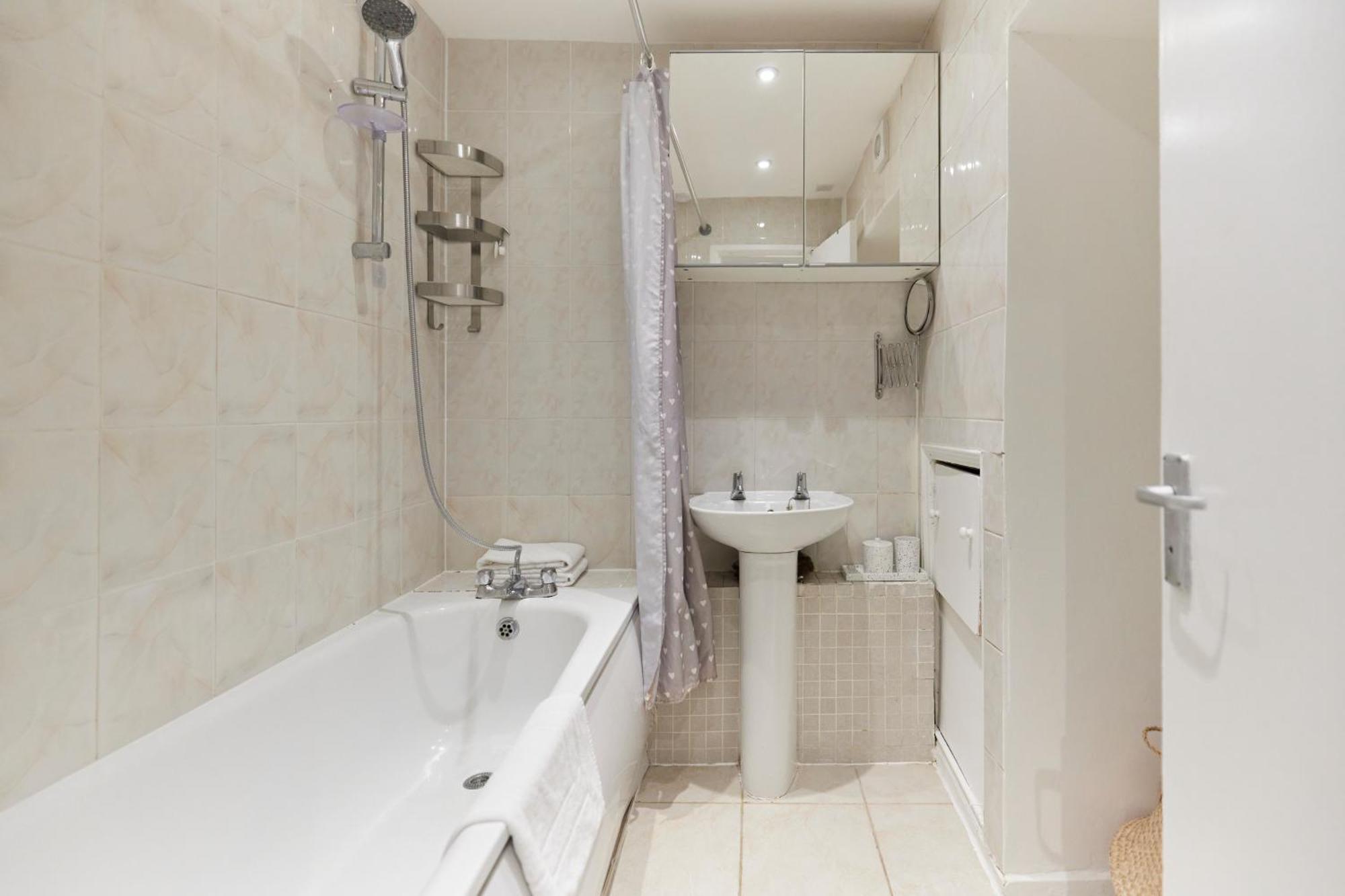 The Kennington Park Crib - Lovely 2Bdr Flat With Garden Londyn Zewnętrze zdjęcie