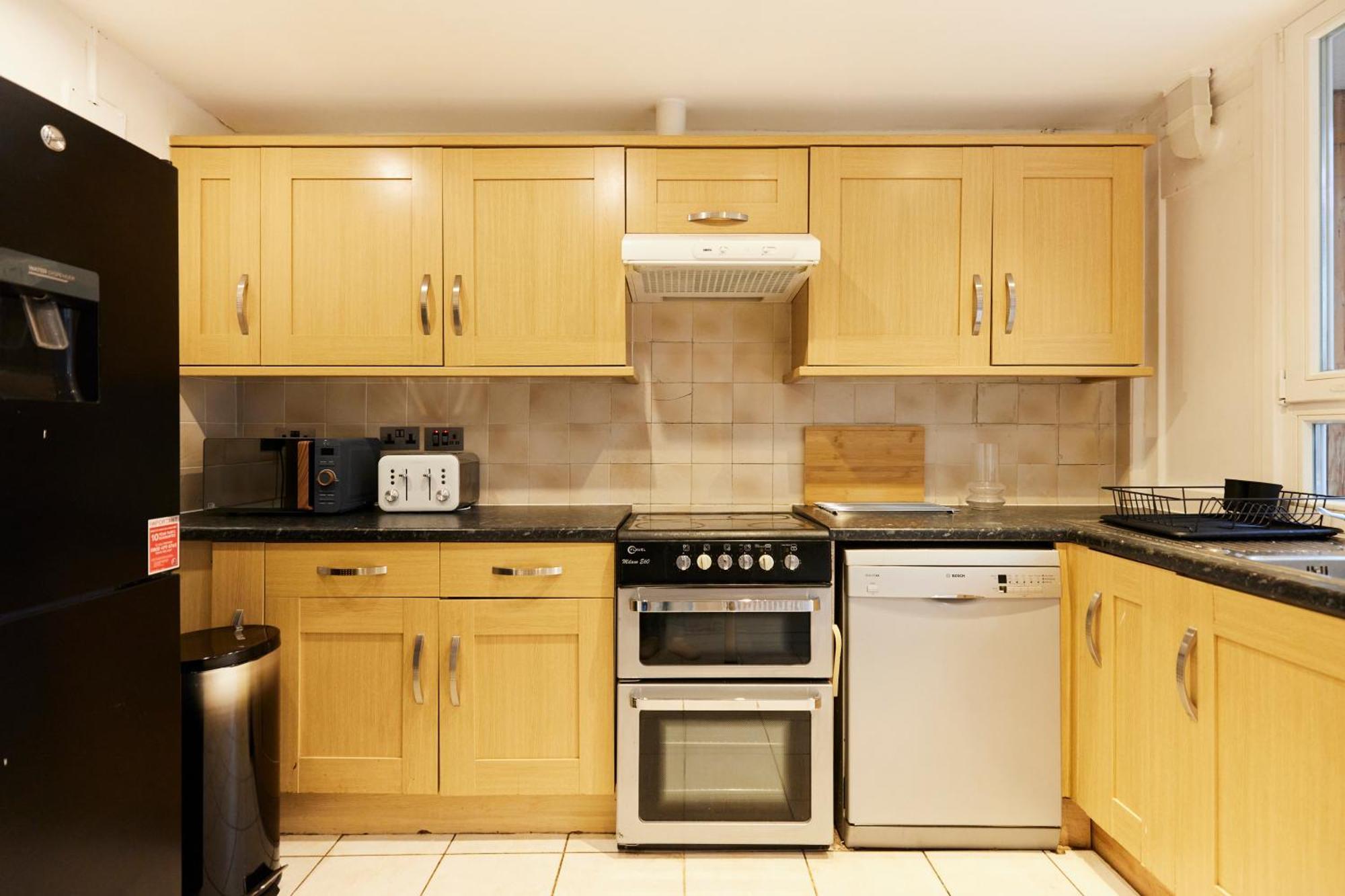 The Kennington Park Crib - Lovely 2Bdr Flat With Garden Londyn Zewnętrze zdjęcie